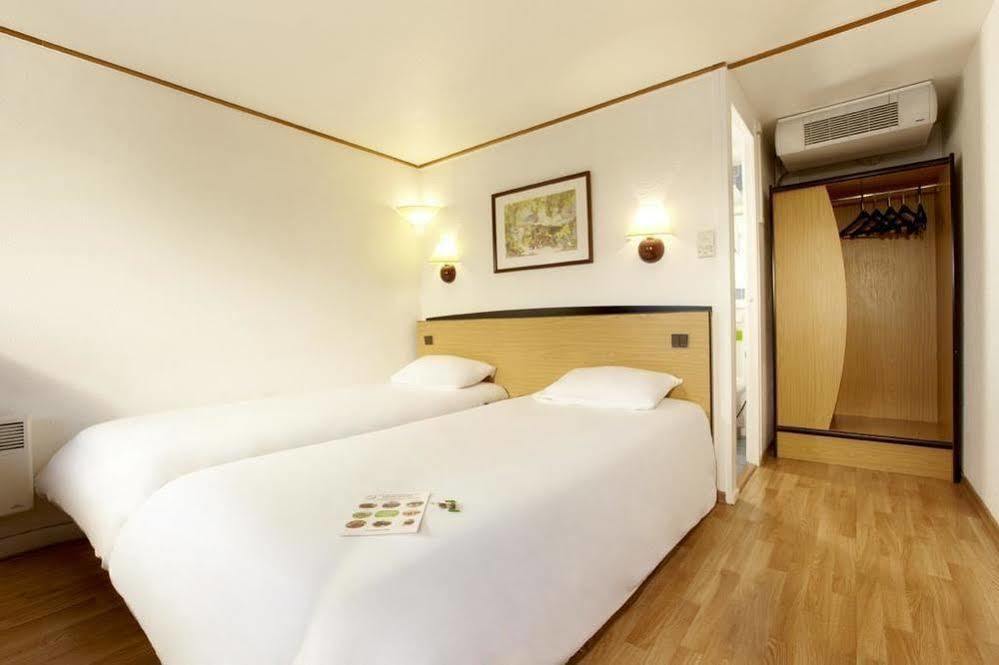 คัมปานีลโฮเต็ลแอนด์เรสเทอรอง เกาด้า Hotel เกาดา ภายนอก รูปภาพ